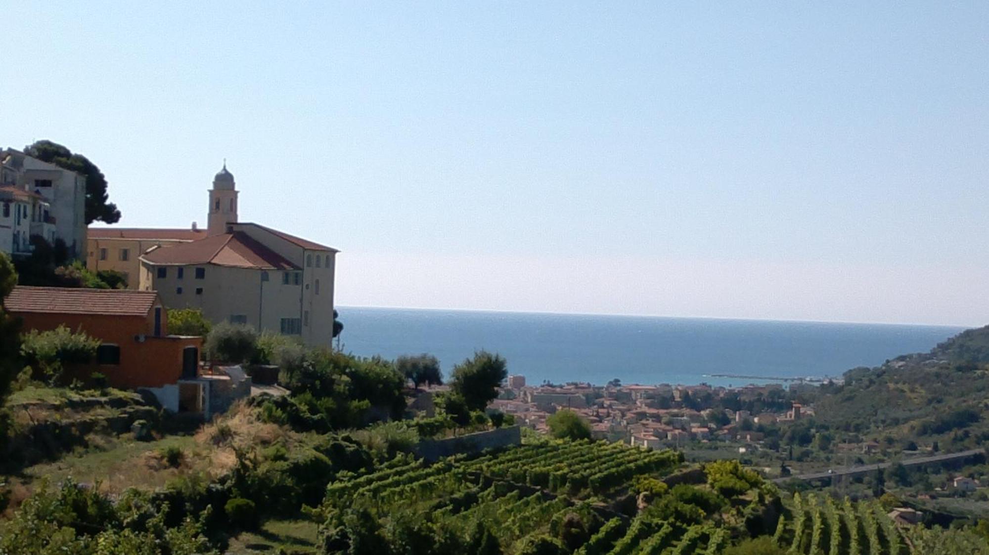 B&B Ca' De Pippu Diano Castello Eksteriør billede