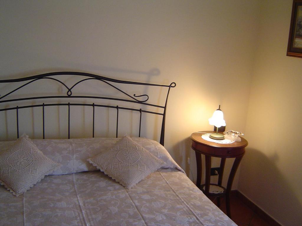 B&B Ca' De Pippu Diano Castello Værelse billede