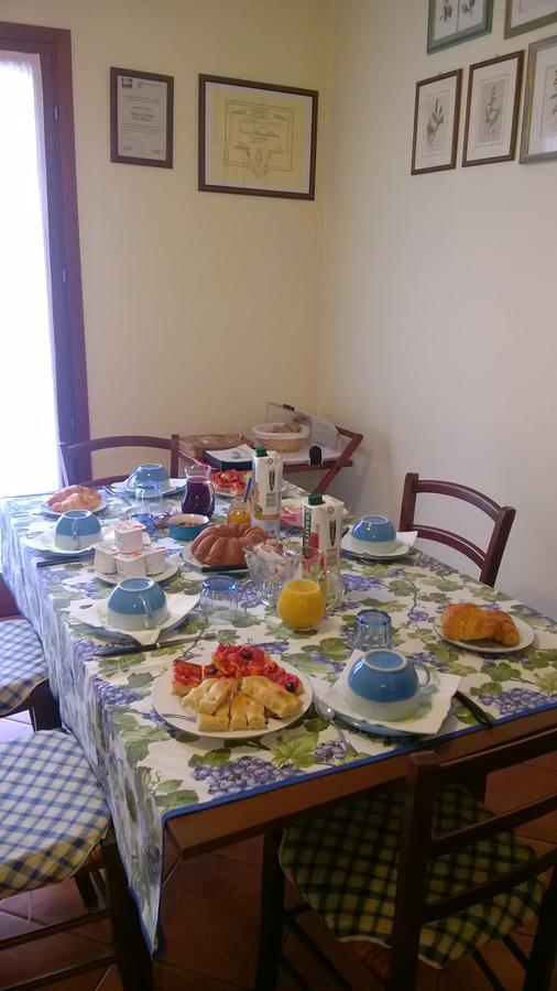 B&B Ca' De Pippu Diano Castello Eksteriør billede